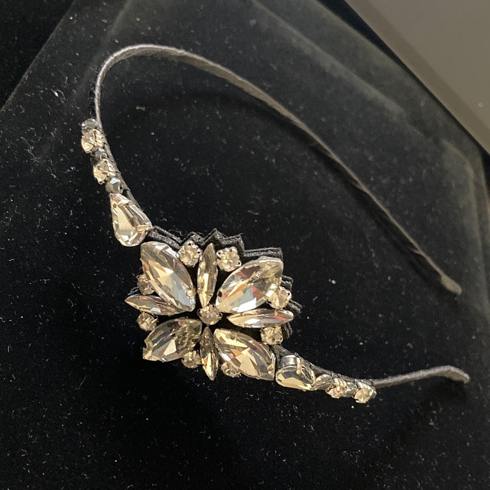 Elegant Black and Silver Asymmetrical Headband